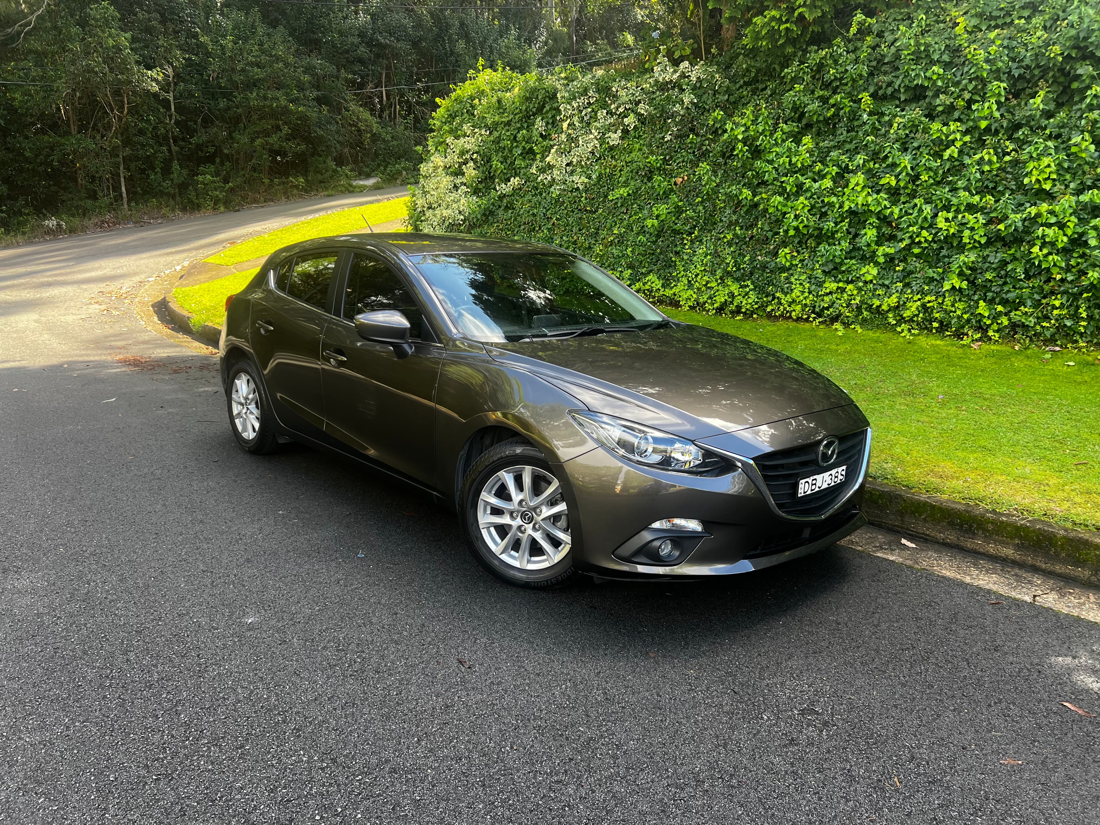 2015 MAZDA 3 MAXX